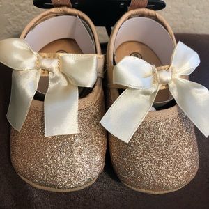 Myggpp Toddler Gold Soft Shoe
